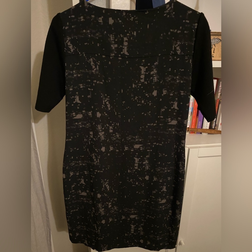 Elie Tahari Black and Gray Splatter Dress - Picture 2 of 3